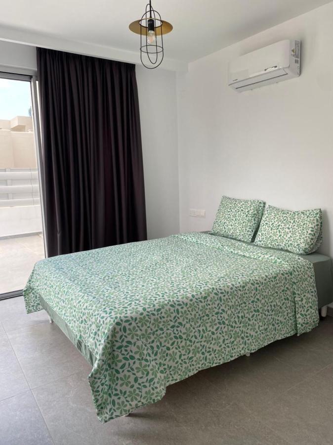 איה נאפה Sky Apartment On The Pool מראה חיצוני תמונה